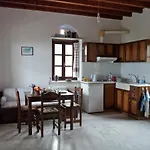 Apartment Traditional Stone-built Azalas *