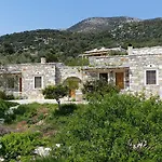 Apartment Traditional Stone-built Azalas