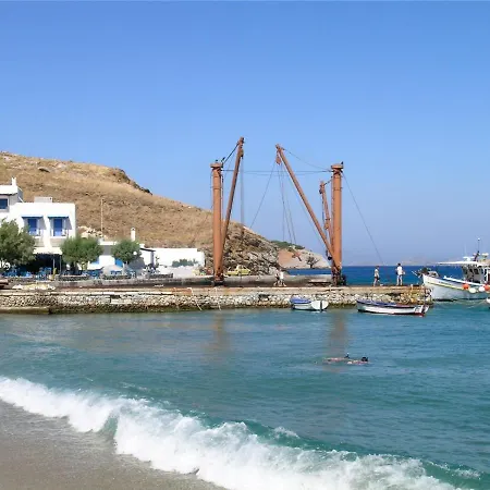 Traditional Stone-built Azalas Moutsoúna