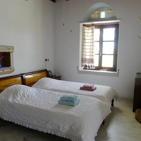 Traditional Stone-built Azalas Lejlighed