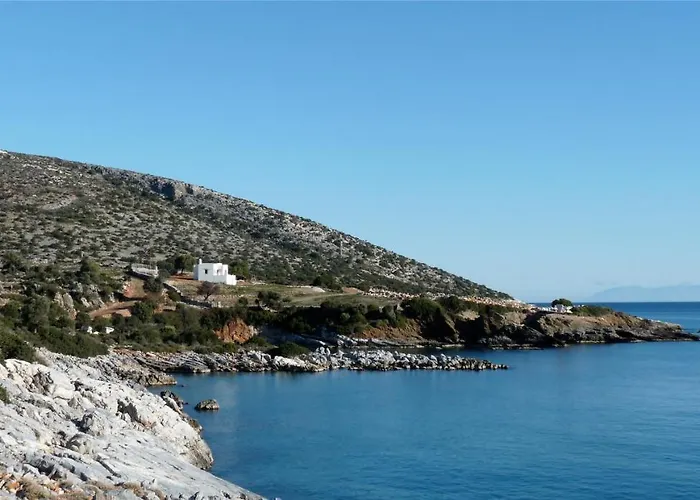 Traditional Stone-built Azalas Moutsoúna