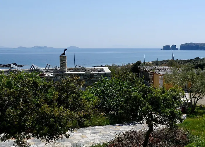 Traditional Stone-built Azalas Apartmán