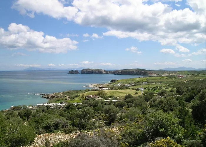 Traditional Stone-built Azalas Apartmán *